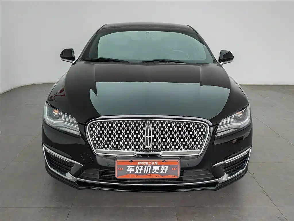 Lincoln MKZ 2018 2.0T Elegance Edition фото 3