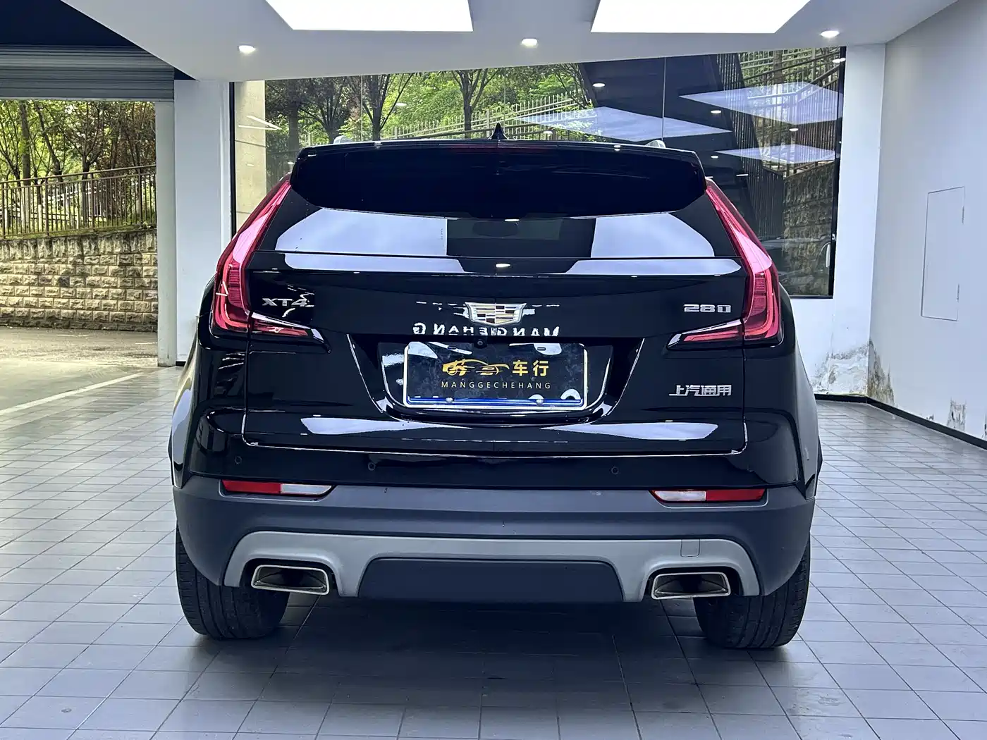 Cadillac XT4 2018 28T FWD Leading Edition фото 8
