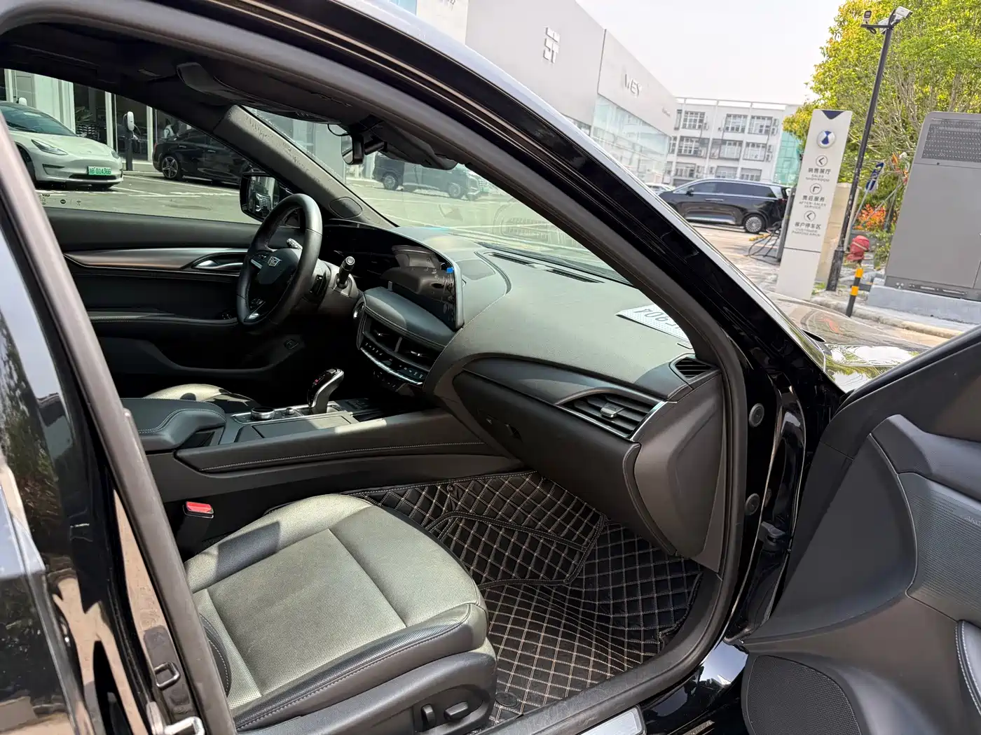 Cadillac CT5 2024 28T Luxury Model Pro фото 11