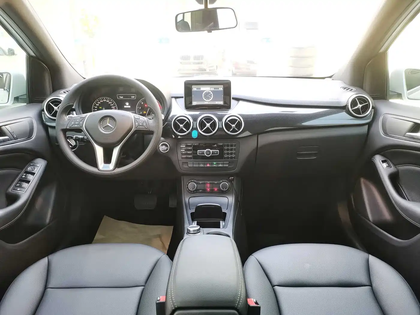 Mercedes-Benz B-Class 2012 B 180 фото 11