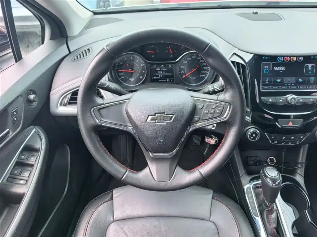 Chevrolet Cruze 2018 Redline 320 Automatic Urban Edge Edition фото 17
