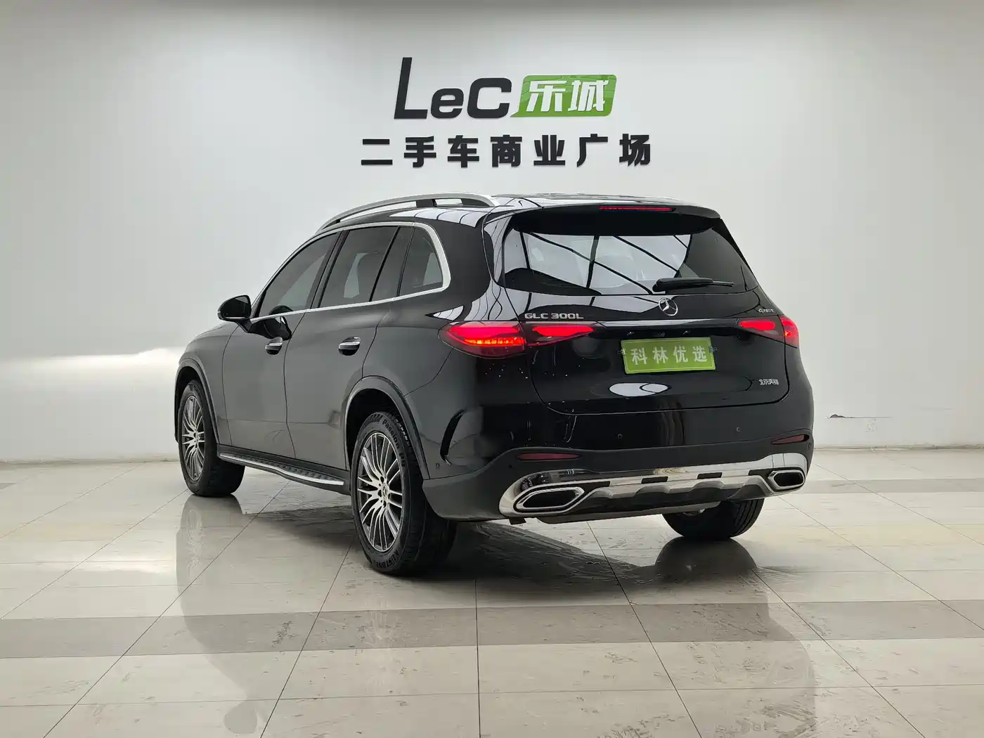 MERCEDES-BENZ GLC