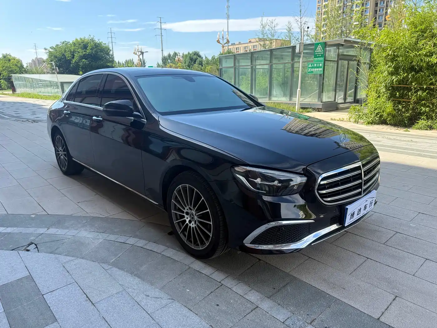 Mercedes-Benz E-Class 2022 E 260 L фото 3