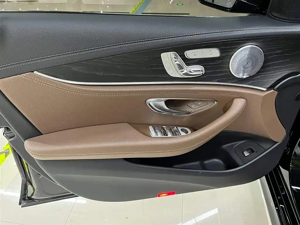 Mercedes-Benz E-Class 2019 Facelift E 300 L Sport Fashion фото 5
