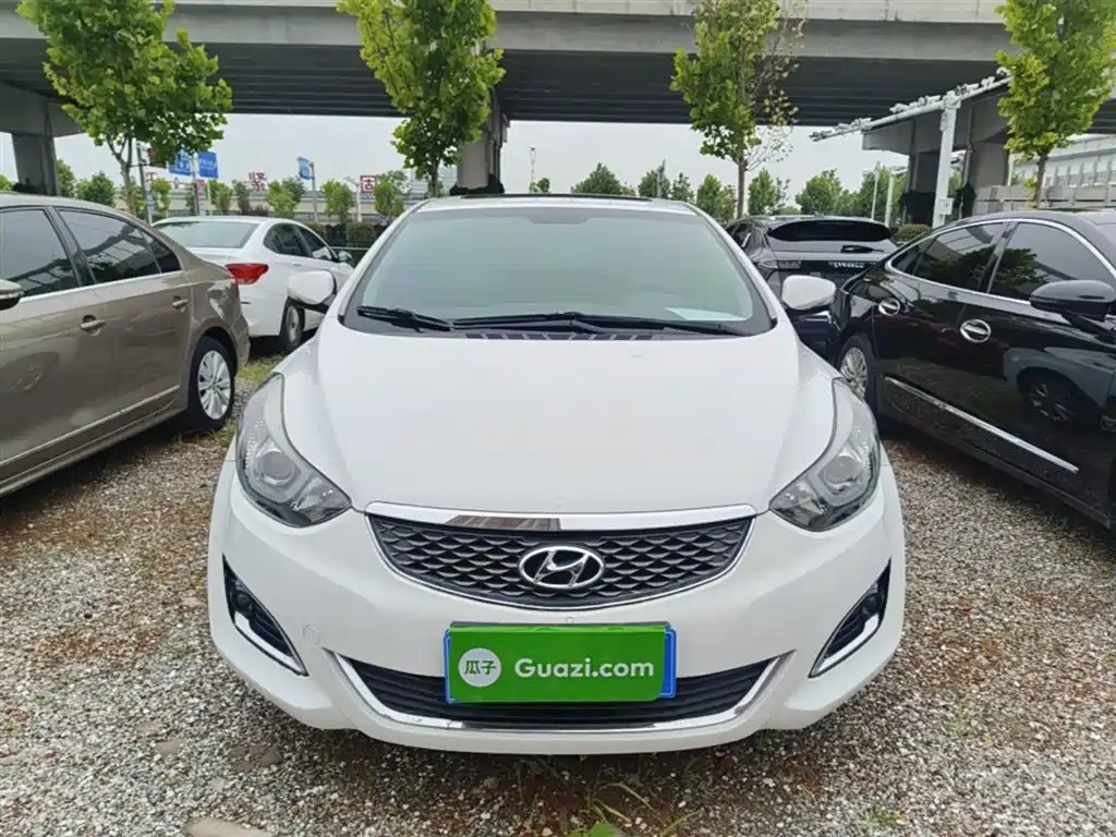 Hyundai Langdong 2016 1.6L Automatic Premium Edition фото 3