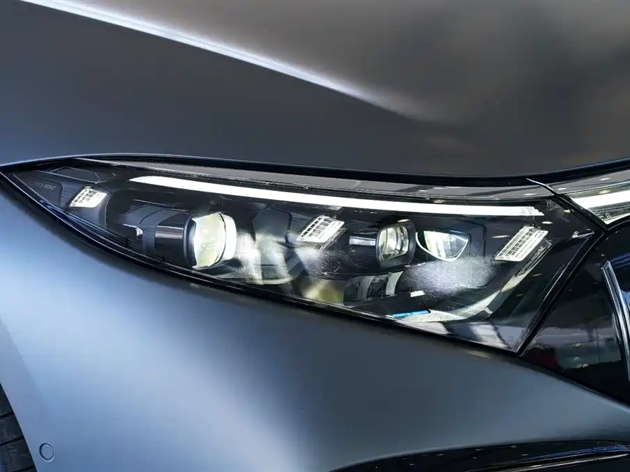 MERCEDES-BENZ EQS AMG