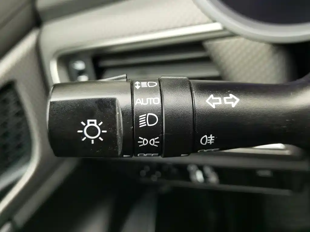 Photo 21 - Geely Emgrand GS