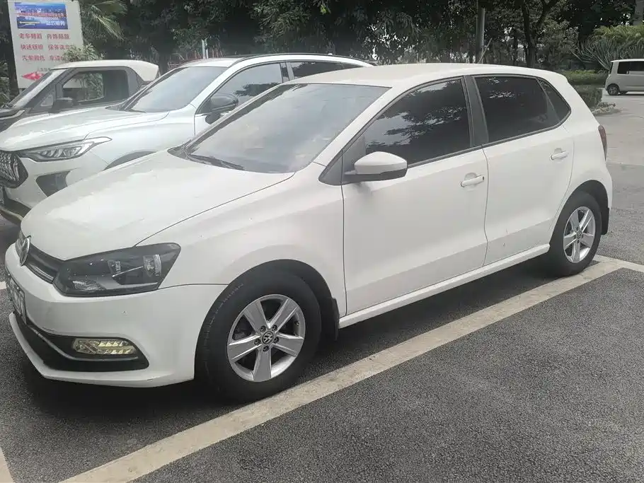 Volkswagen Polo 2016 1.4L Automatic Trend