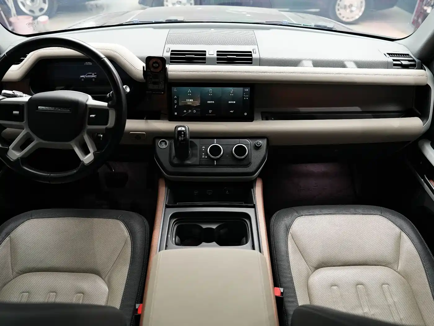 Land Rover Defender 2021 90 P400 X-DYNAMIC S фото 24