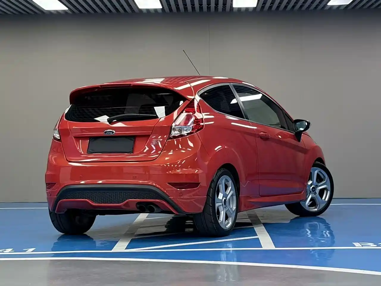Ford Fiesta (Import) 2013 1.6T ST фото 5