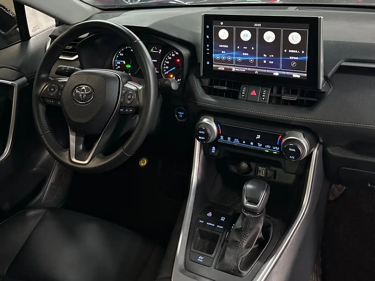 Toyota Wildlander 2022 Hybrid 2.5L E-CVT FWD Luxury PLUS Edition фото 21