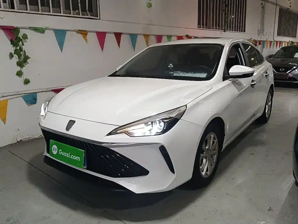 Roewe i5 2025 2023 1.5L CVT Luxury Edition