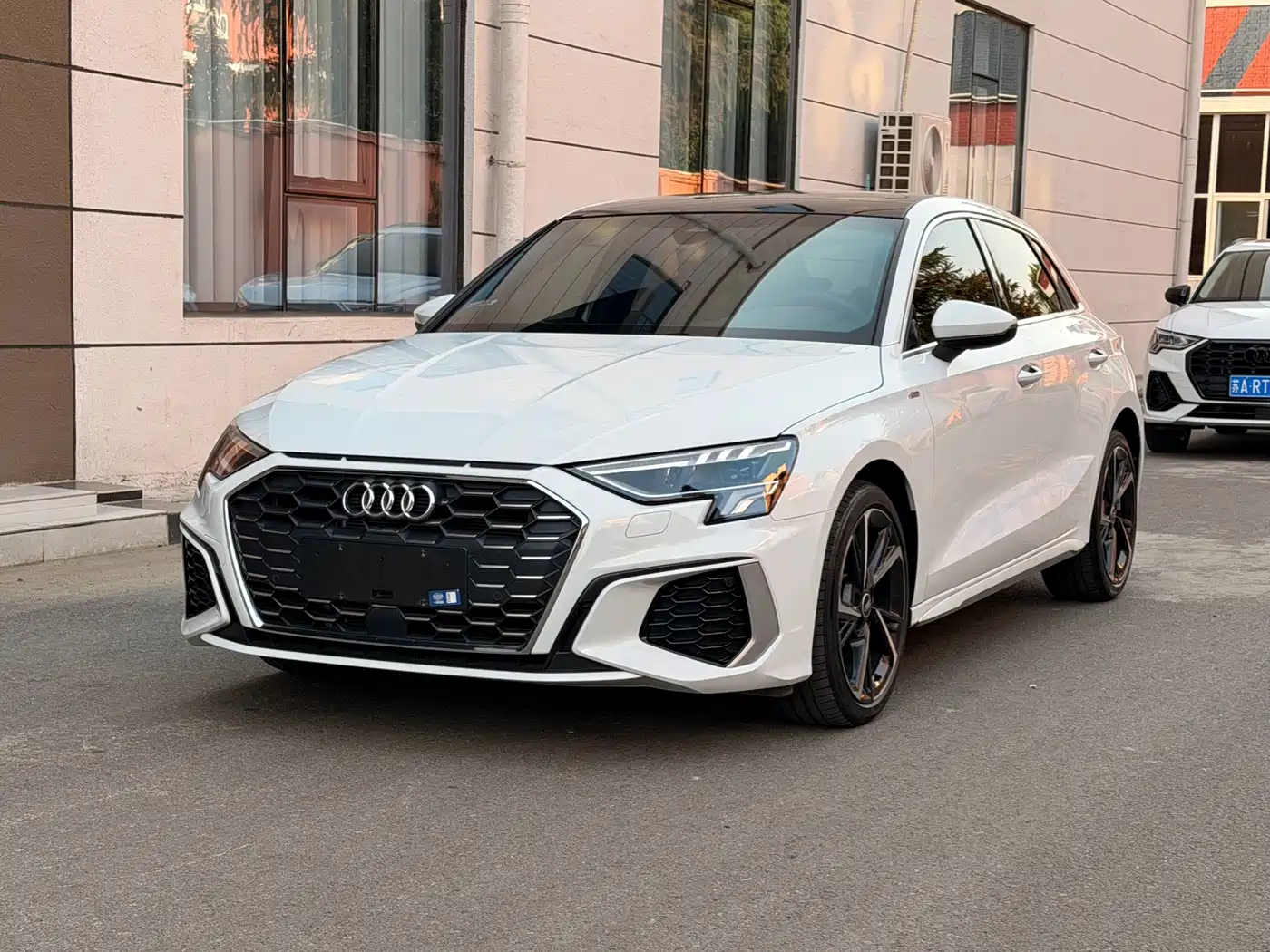 Audi A3 2023 Facelift Sportback 35 TFSI Fashion Sport