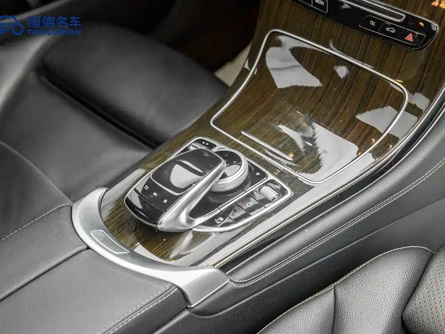 Mercedes-Benz GLC 2019 GLC 260 4MATIC Dynamic фото 19
