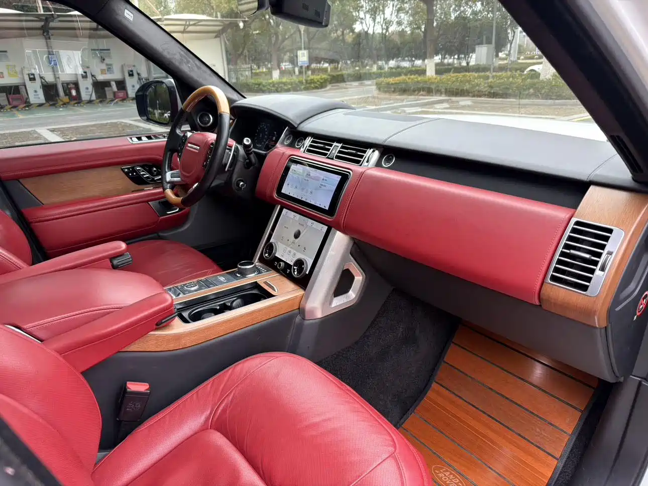 Land Rover Range Rover 2019 3.0 SC V6 Prestige Genesis Extended Edition фото 8