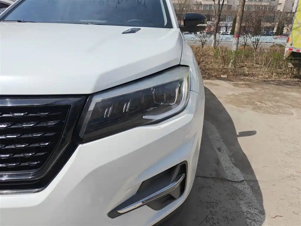 Photo 24 - Changan CS75