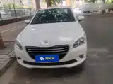 Photo 2 - Peugeot 301