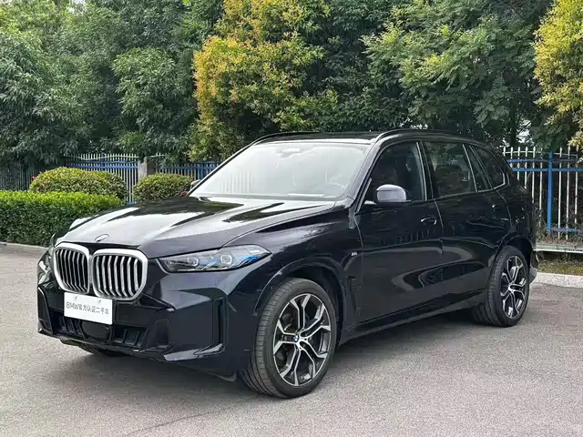 BMW X5 2025 Model xDrive 40Li Exclusive M Sport Blackout Package