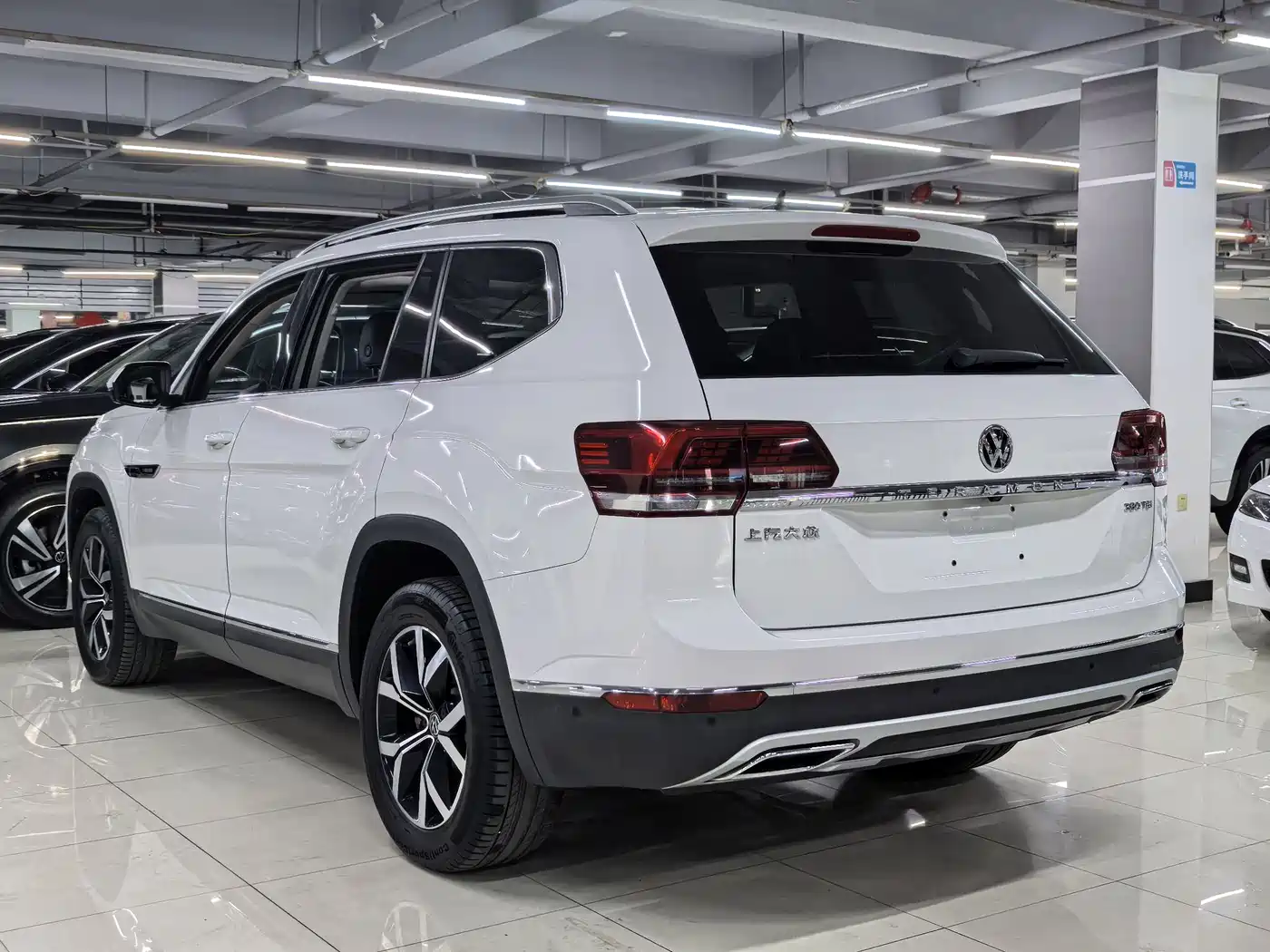 Volkswagen Teramont 2017 380TSI 4WD Luxury Edition фото 9