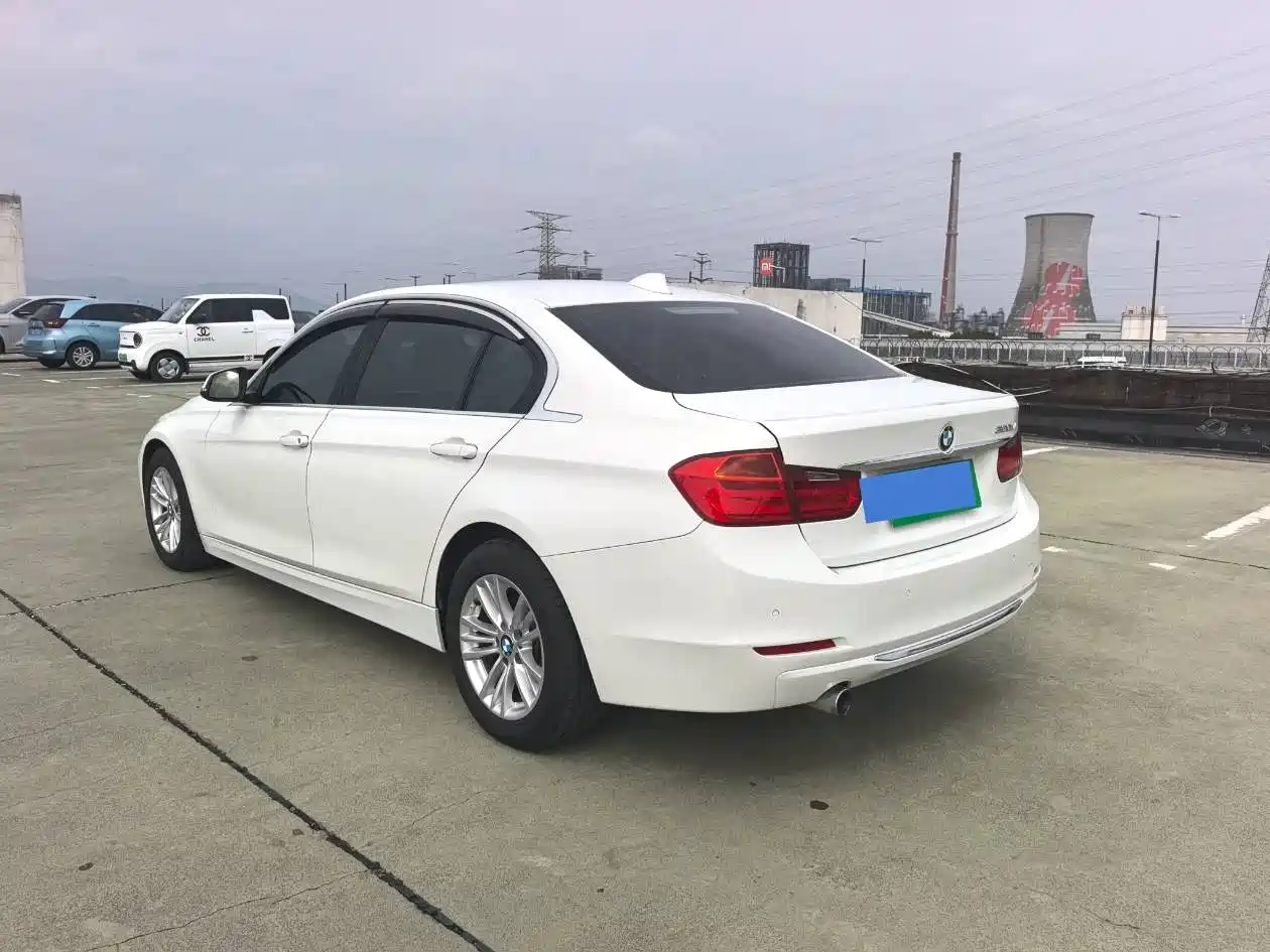 BMW 3 Series 2015 320Li Fashion фото 6