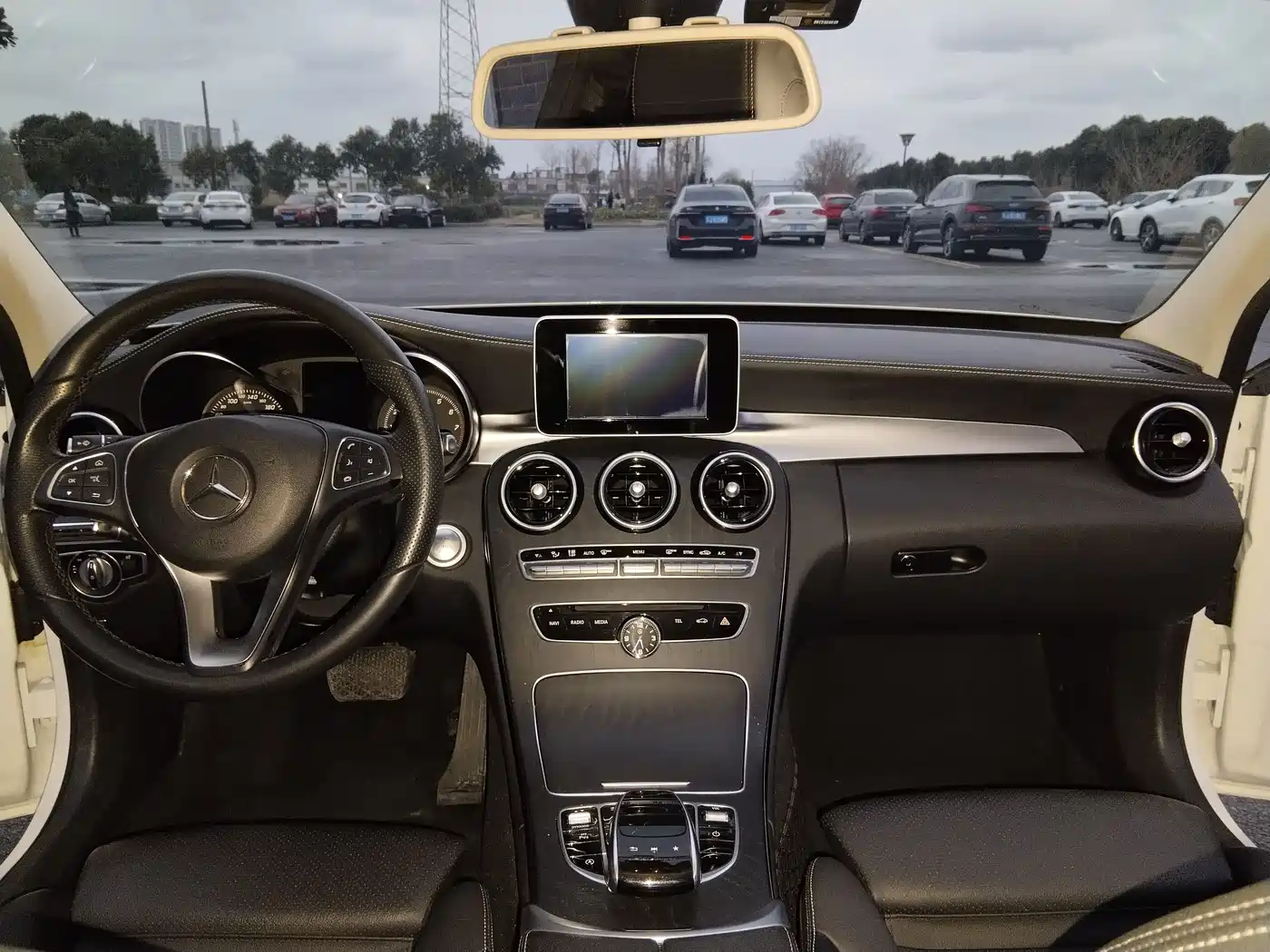 Mercedes-Benz C-Class 2018 C 180 L Fashion Sport Edition фото 10