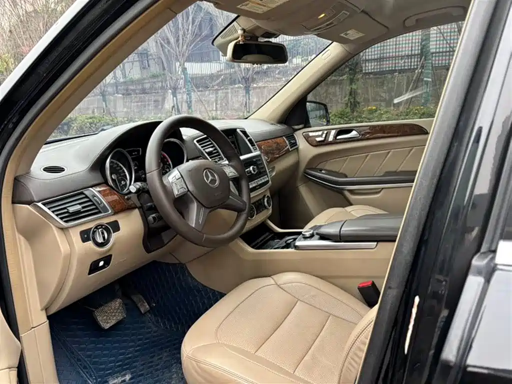 Mercedes-Benz GL-Class 2014 GL 350 CDI 4MATIC фото 7