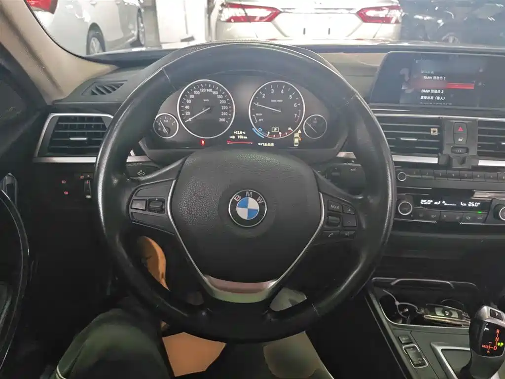 BMW 3 Series 2018 320Li Fashion Style фото 7