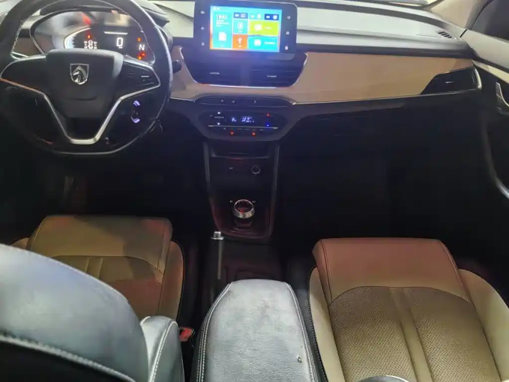 Baojun 360 2018 2018 1.5L Manual Luxury Model China V