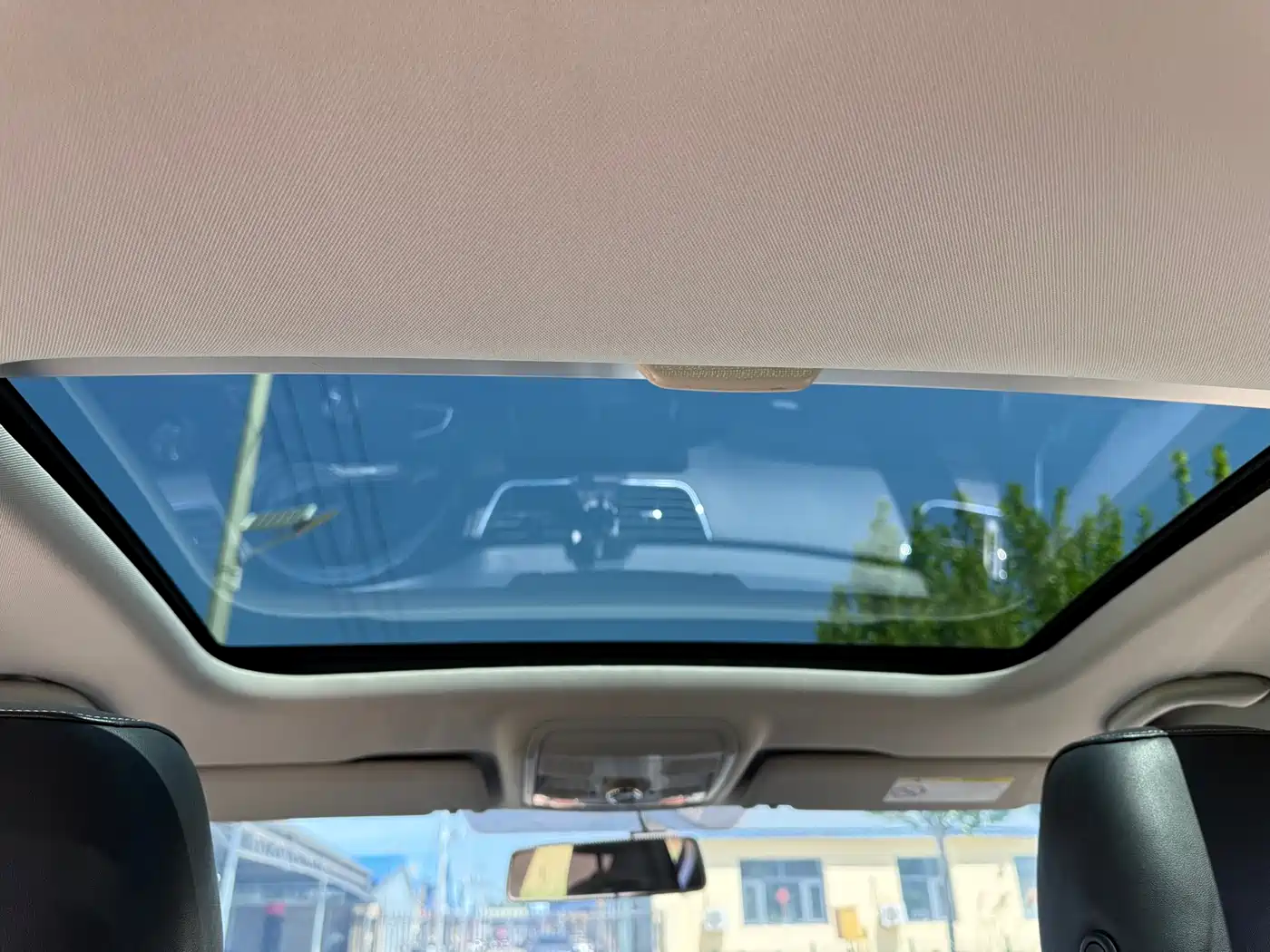 Škoda Octavia 2017 1.6L Automatic Smart Edition фото 18