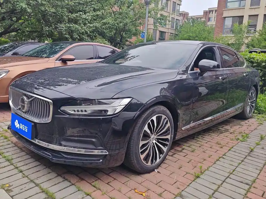 Volvo S90 2023 B5 Intelligent Comfort Luxury Edition