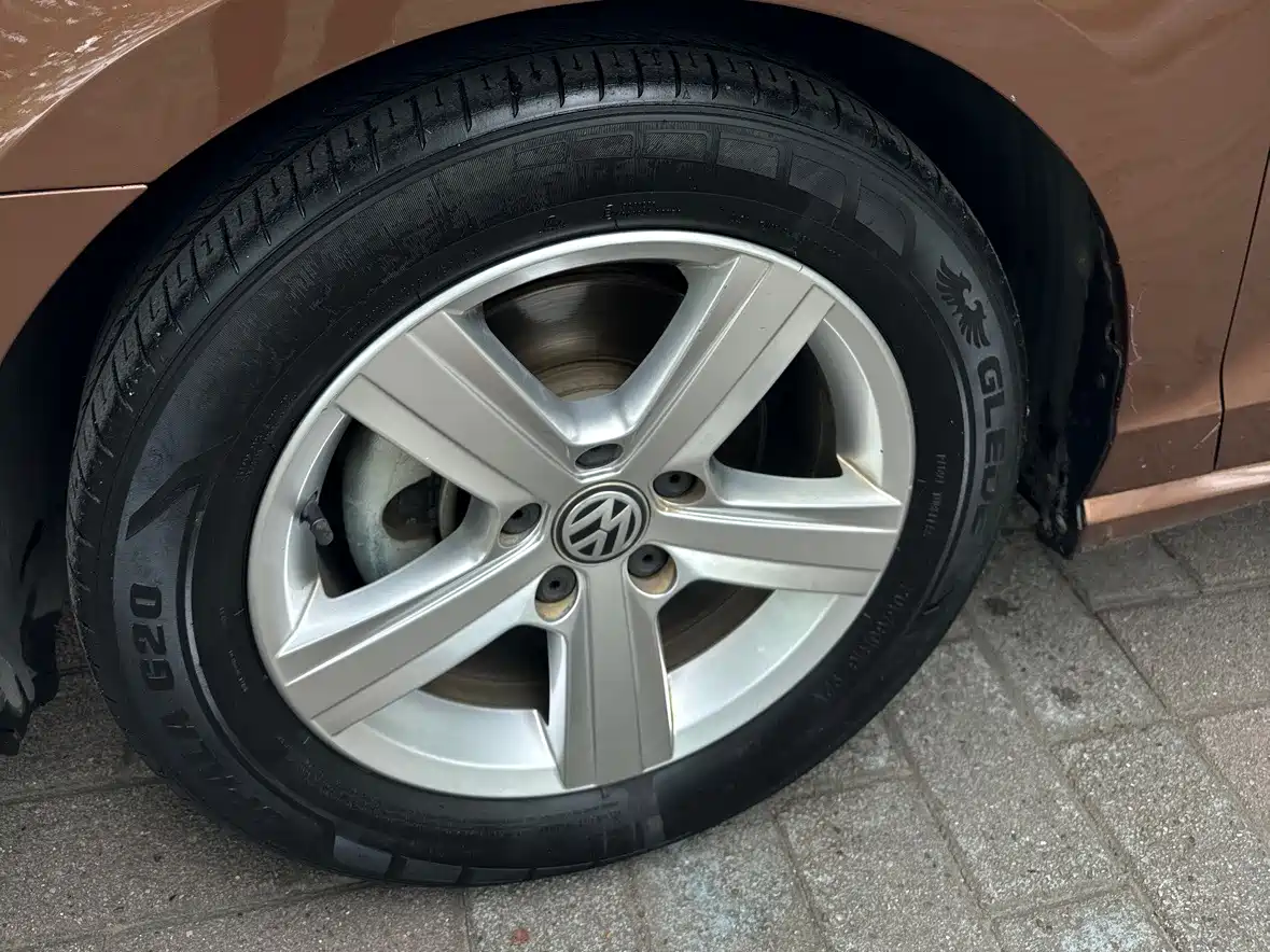 Volkswagen Lamando 2018 230TSI DSG Trend Edition фото 7