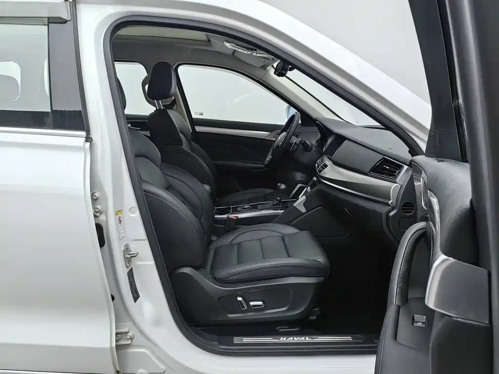 Фото 23 - Haval H7