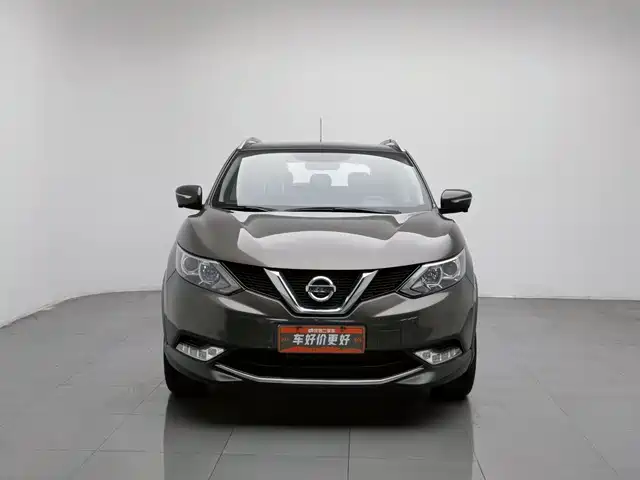 Nissan Qashqai 2016 2.0L CVT Luxury Edition — фото 3