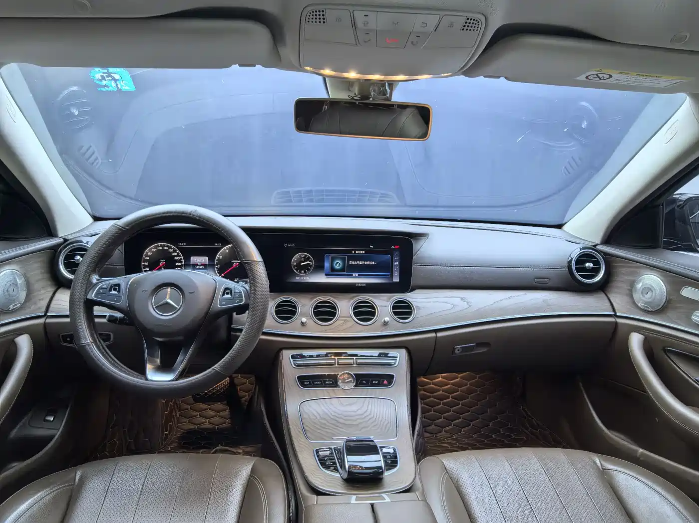 Mercedes-Benz E-Class 2018 Facelift E 300 L Luxury фото 21
