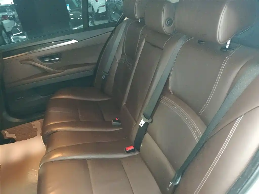 BMW 5 Series 2014 525Li Luxury Design Package фото 17