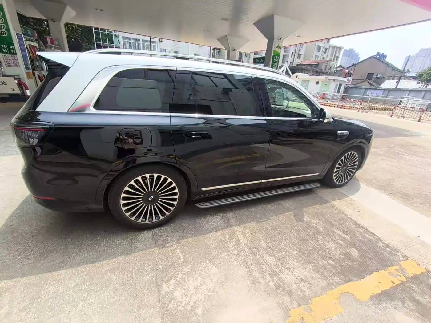 AITO Wenjie AITO M9 2025 Extended Range Ultra 52kWh 6-Seater фото 7
