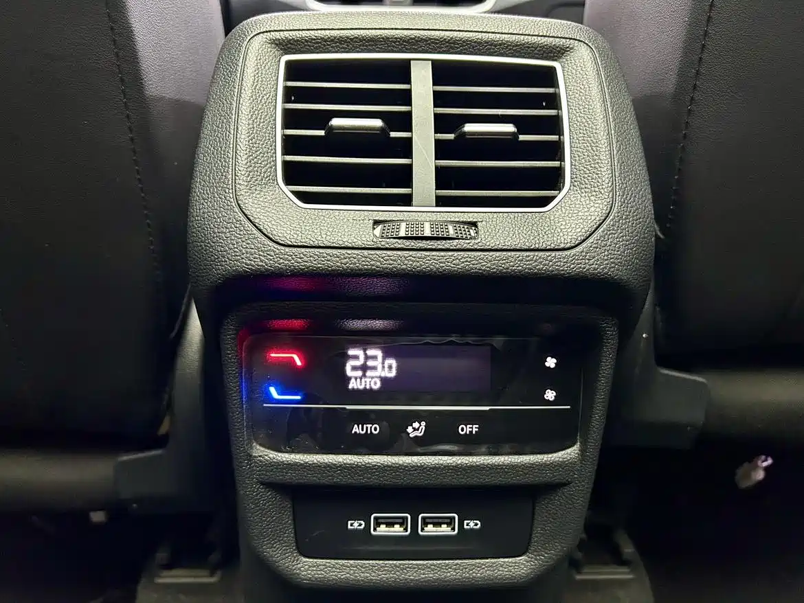 Volkswagen Tayron 2023 280TSI 2WD Luxury Plus Advanced Edition фото 23