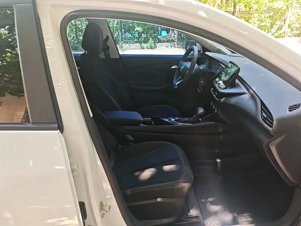Buick Verano 2023 Pro Leisure Edition фото 25
