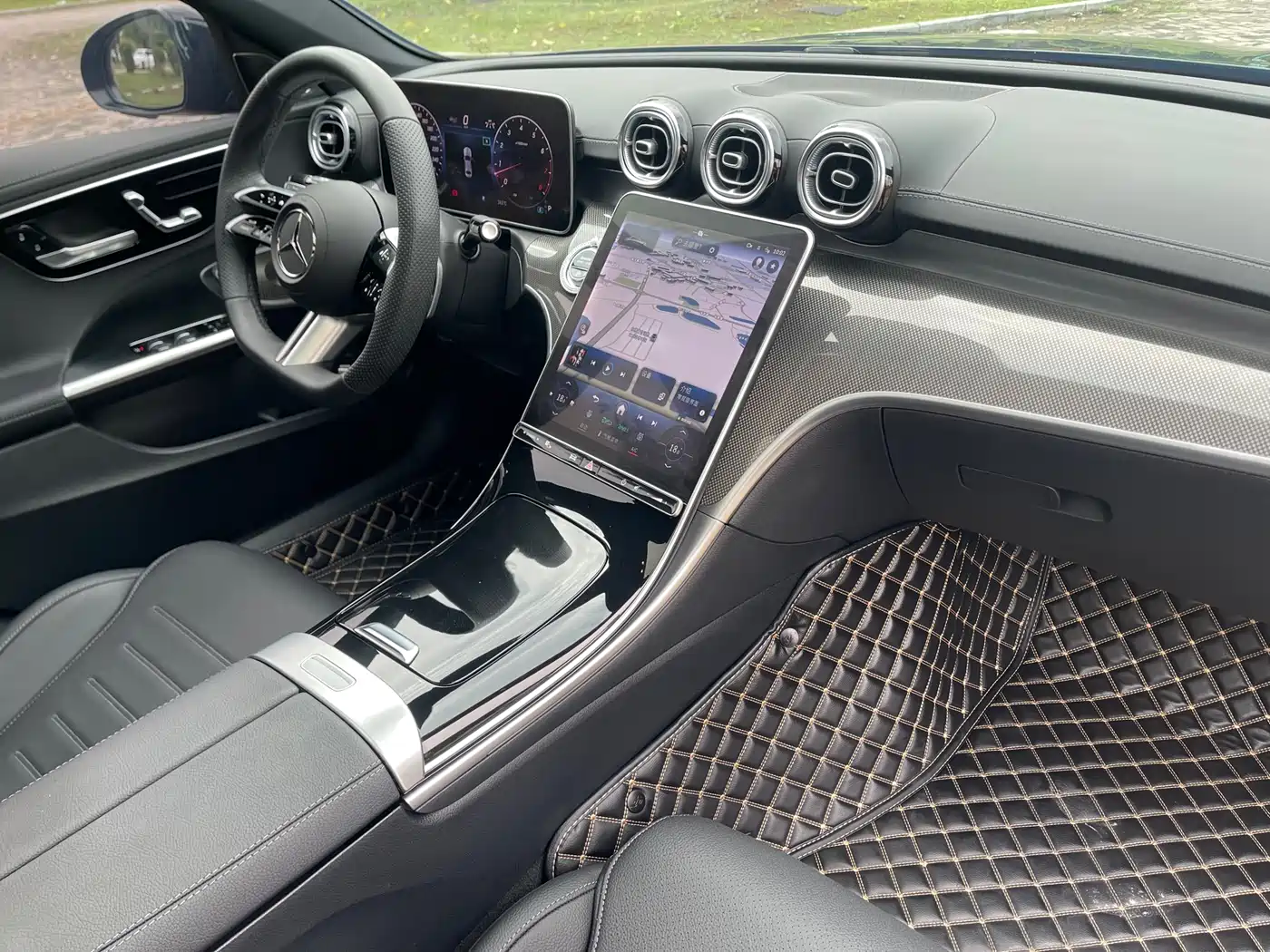 Mercedes-Benz C-Class 2024 Facelift C 260 L Moonlight Sport фото 17