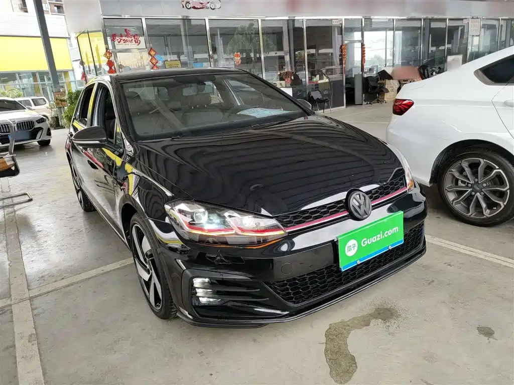 Volkswagen Golf 2020 280TSI DSG Comfort фото 21