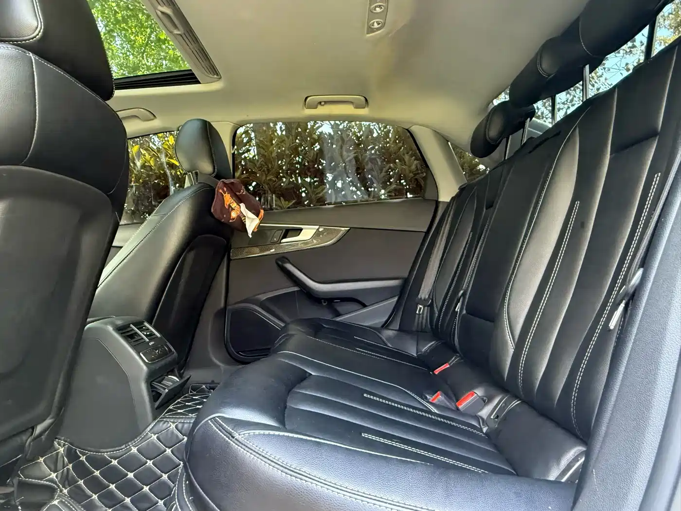 Audi A4L 2017 Plus 40 TFSI Progressive фото 4