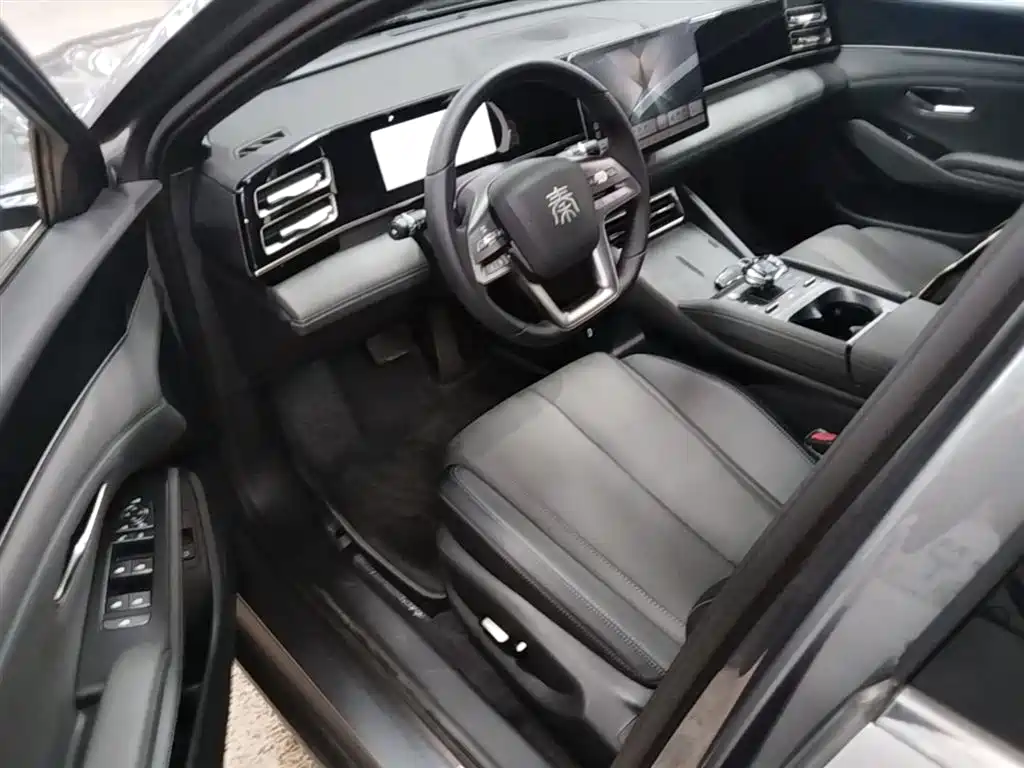 BYD Qin L 2025 DM-i Smart Drive Edition 120KM Surpassing фото 16