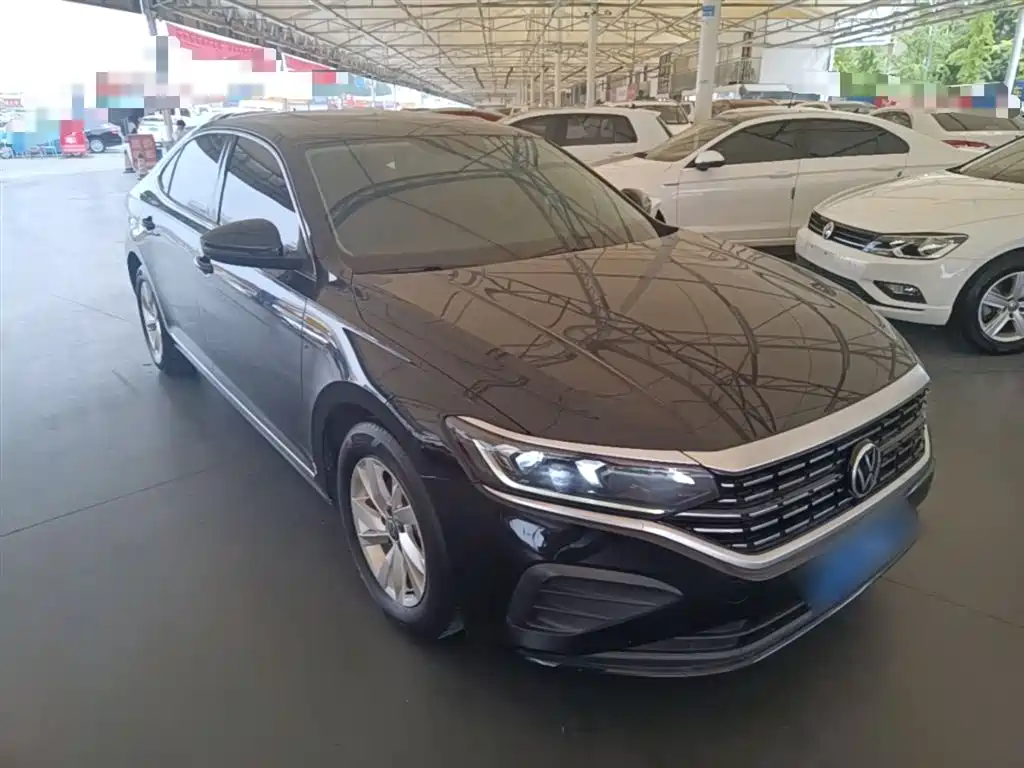 Volkswagen Passat 2022 280TSI Business Edition фото 4
