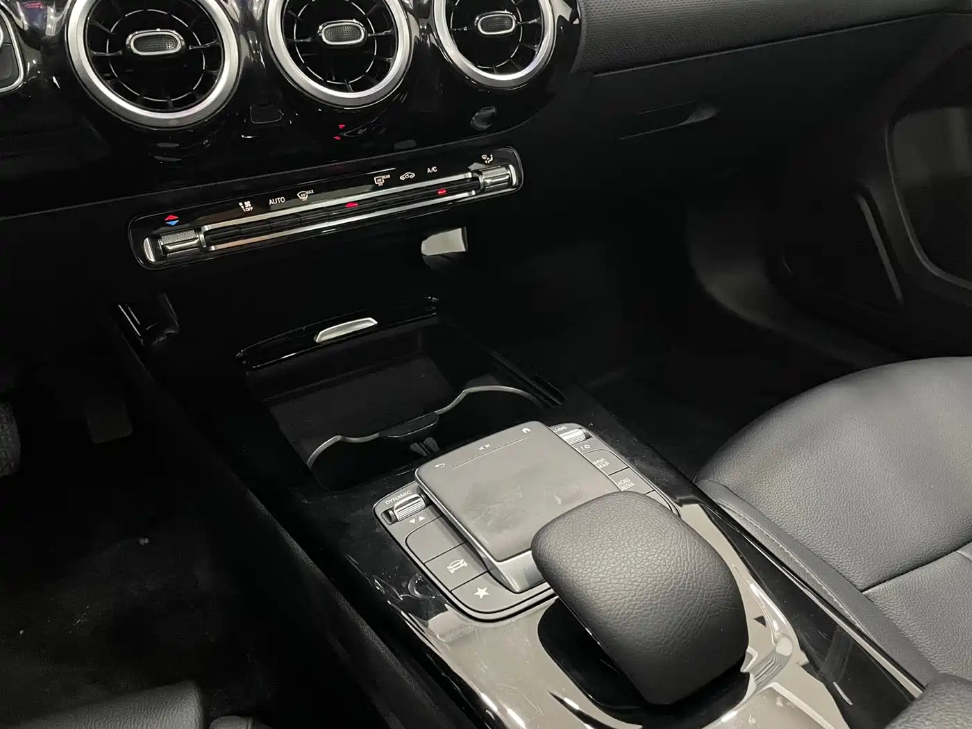 Фото 7 - Mercedes-Benz A-Class