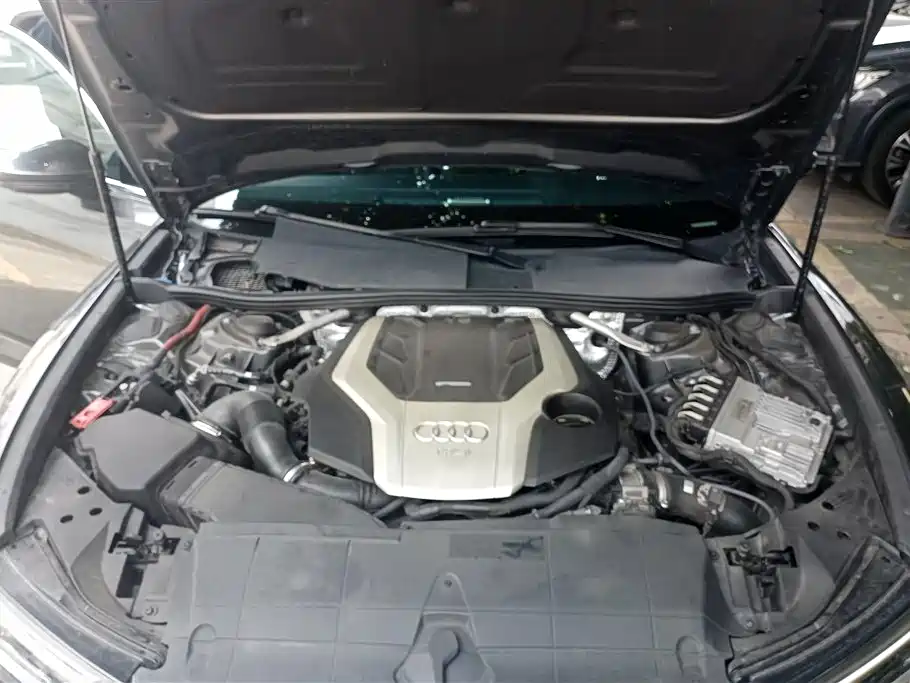 Audi A6L 2020 55 TFSI quattro Exclusive Dynamic фото 10