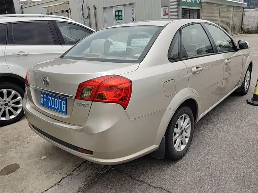 Buick Excelle 2013 1.5L Automatic Classic фото 12