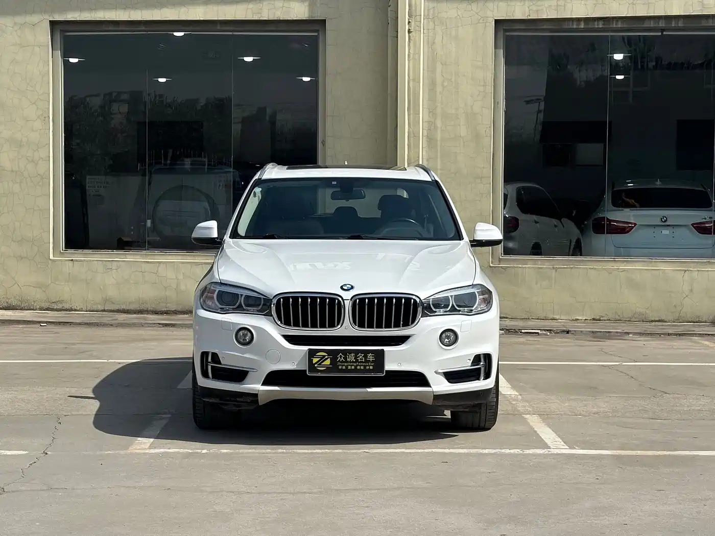 BMW X5 (Import) 2017 xDrive28i фото 2