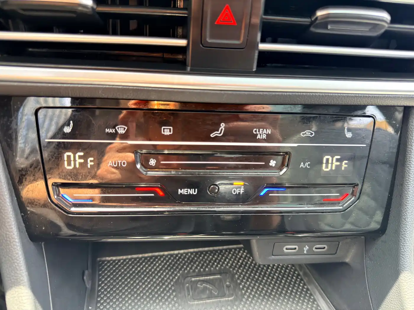 Volkswagen Sagitar 2023 300TSI DSG Excellence Edition фото 18