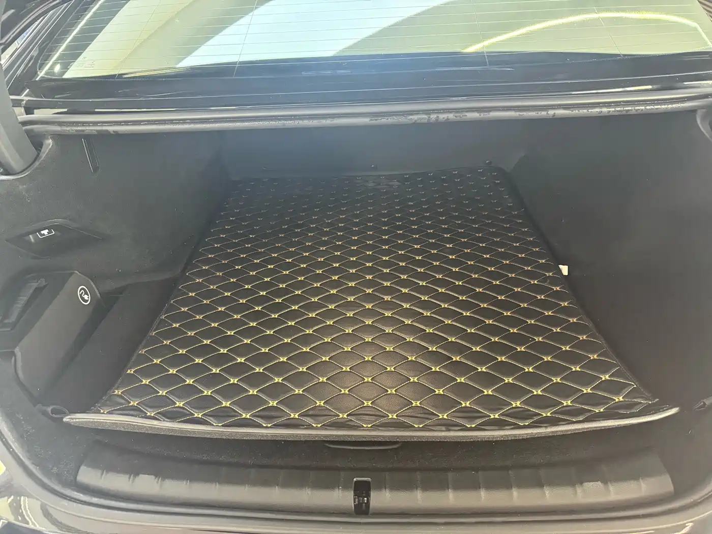 BMW 5 Series New Energy 2019 530Le Luxury Package фото 18