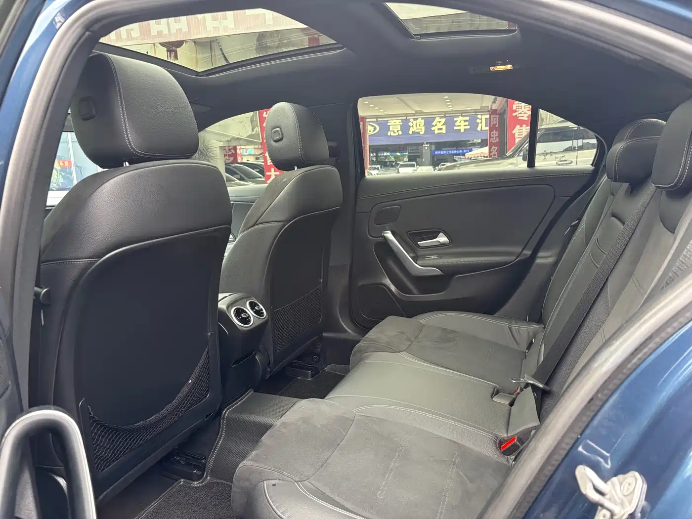 Mercedes-Benz A-Class 2020 A 200 L Sport Sedan фото 6